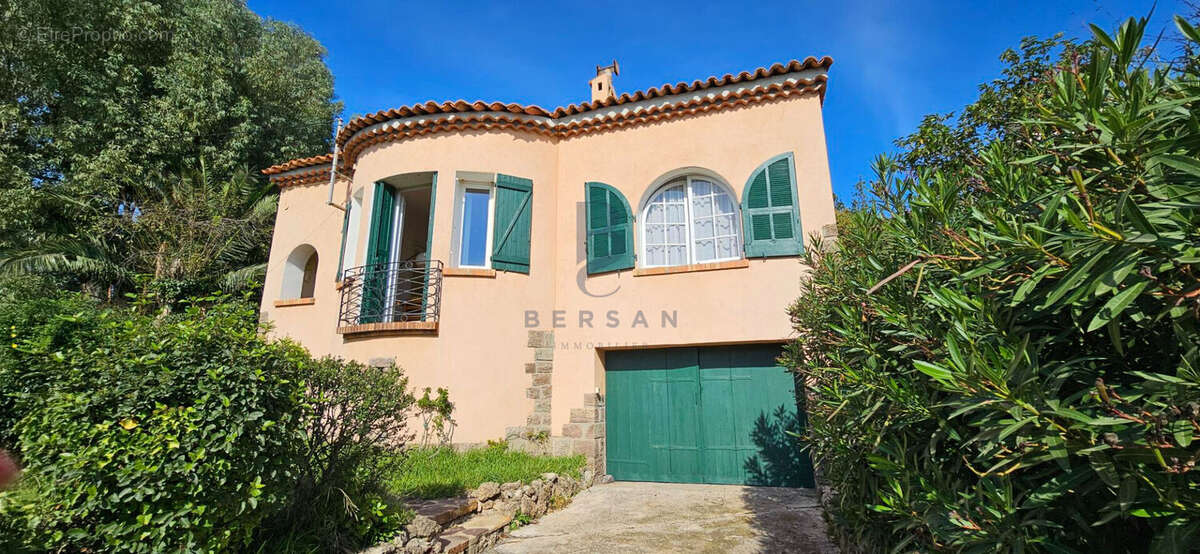 Maison à SAINT-RAPHAEL