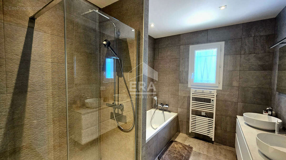 Maison 150m² à la gaude - photo 10