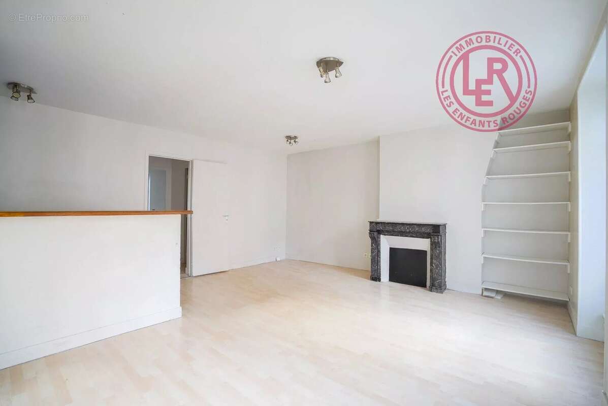 Appartement à PARIS-11E