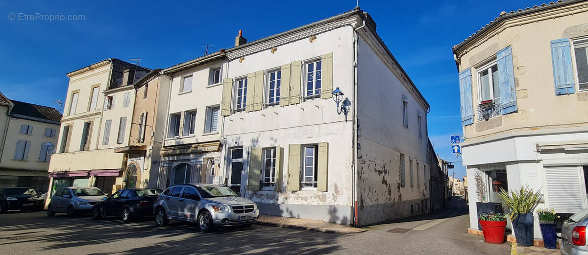 Maison à TONNEINS