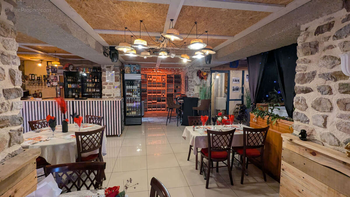 Appartement à L'ETANG-BERTRAND