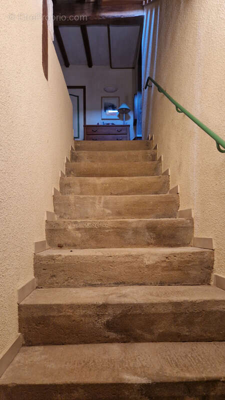 Maison à SAINT-PRIVAT