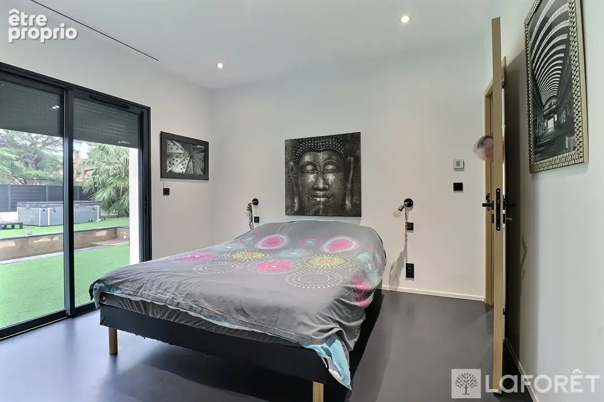Nouveauté en exclusivité Villa de prestige  5 pièces à 1 km des plages de  Saint-Aygulf - photo 8
