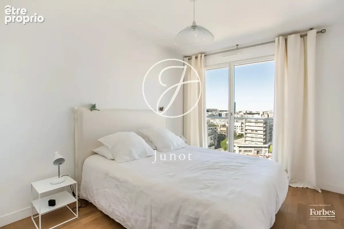 Issy-les-Moulineaux - CŒUR DE VILLE - Duplex - 84,10m² Carrez - 2 chambres - Balcon - photo 7