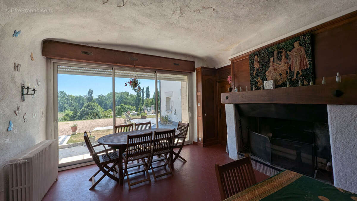 Maison à NOIZAY