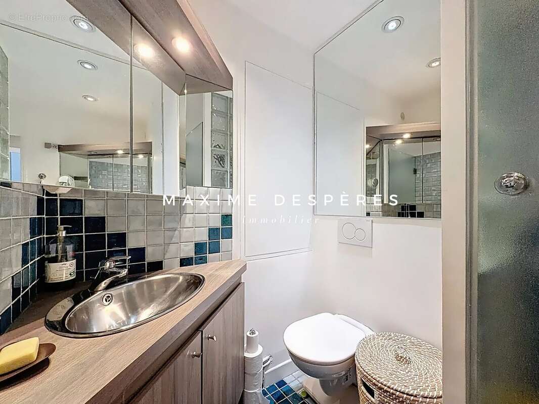 Appartement à NEUILLY-SUR-SEINE
