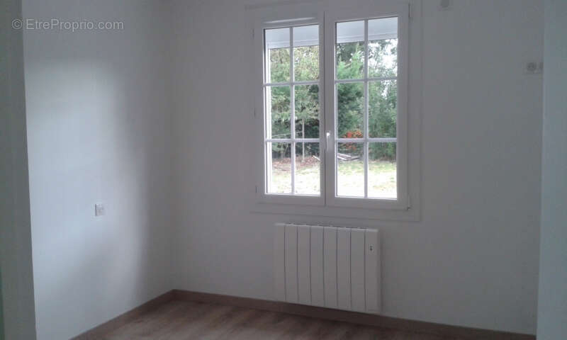 Maison à SAINT-ETIENNE-DE-MER-MORTE