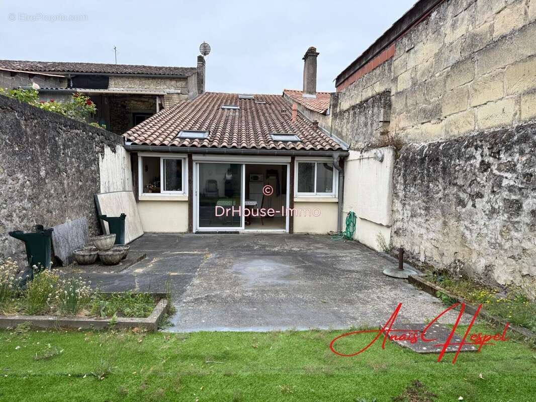 Maison 128 m² à Sauveterre-De-Guyenne  - photo 13