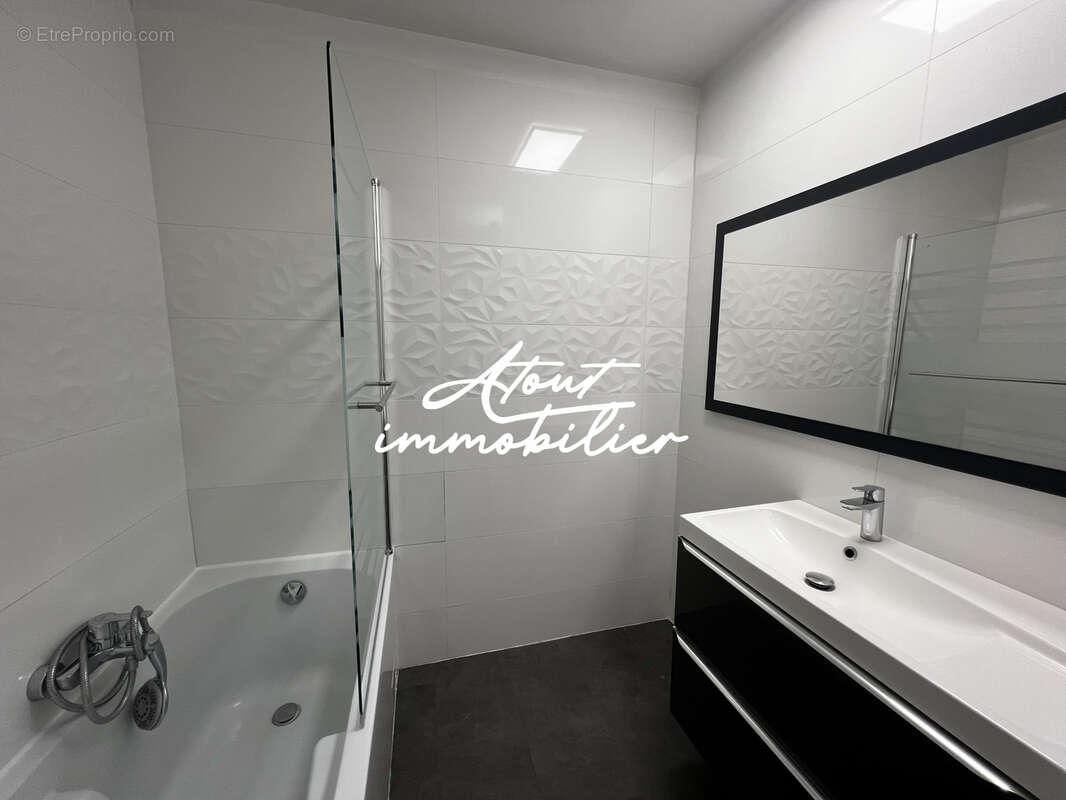 Appartement à CEYRAS
