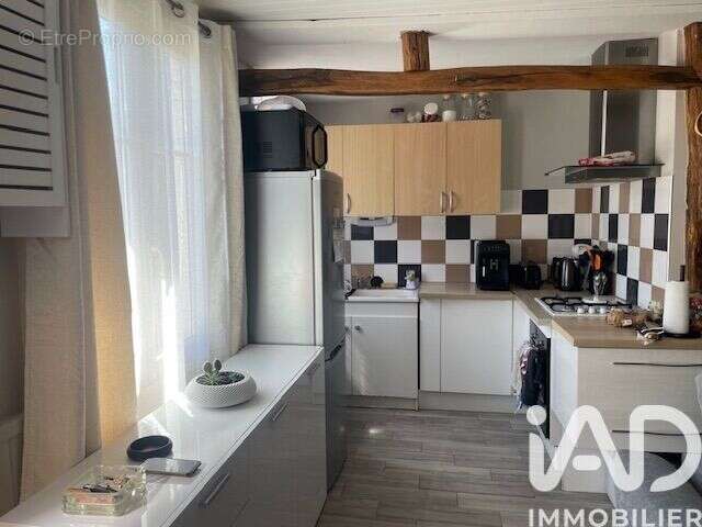 Maison 96 m² à Maupas  - photo 4
