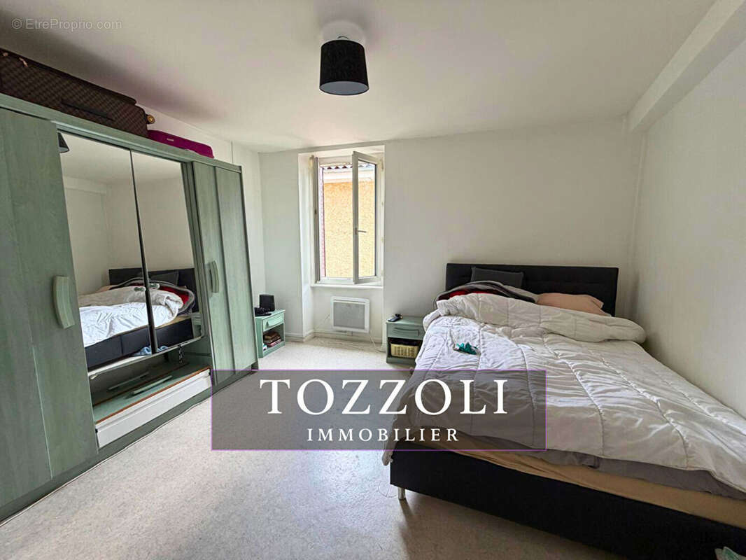 Appartement à LA VERPILLIERE