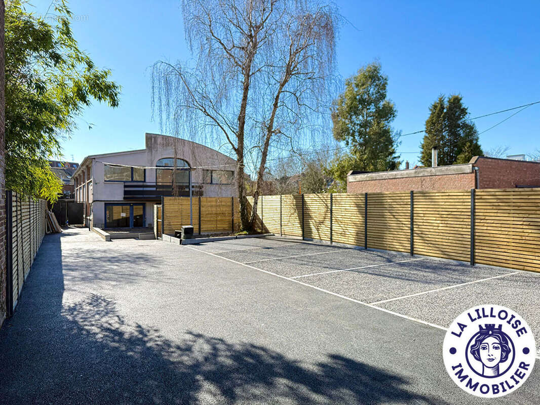 Commerce à LAMBERSART