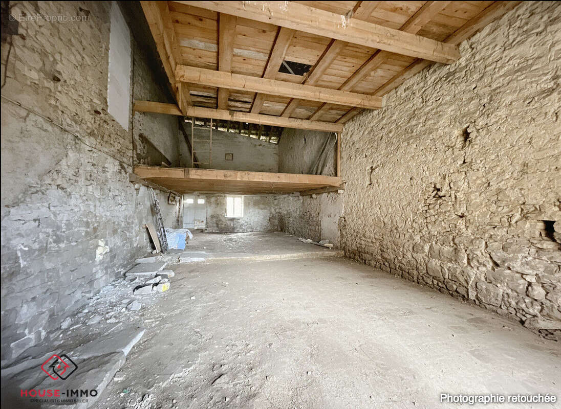 Maison à CLAIRVAUX-LES-LACS