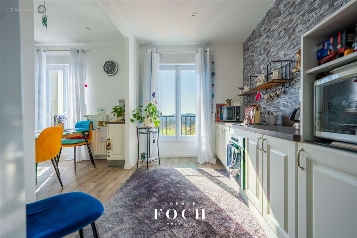 Appartement à ECROUVES