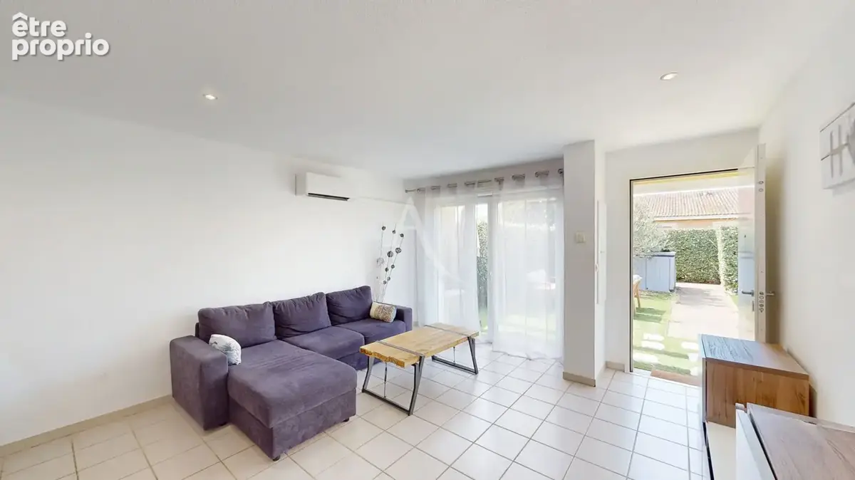 A VENDRE - Appartement (type maison de plain pied) - Poulx - 2 pièce(s) 45.19 m2 - photo 2