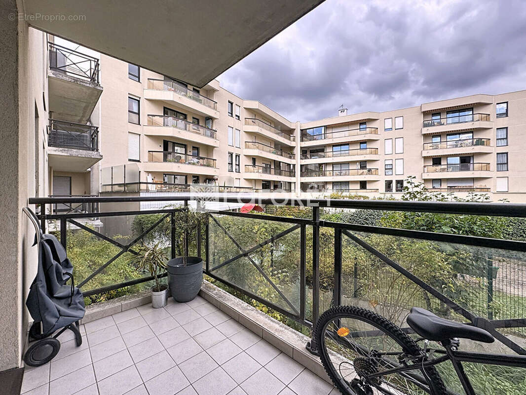 Appartement à BOURG-LA-REINE