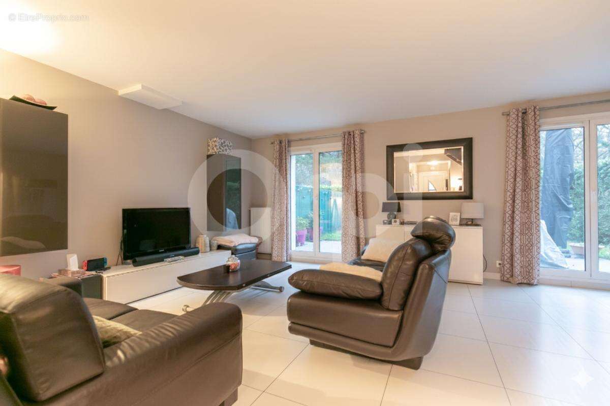 Maison à LIMEIL-BREVANNES