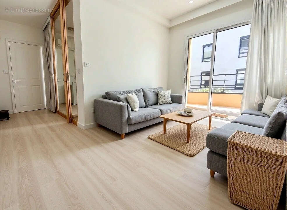 Appartement à BALAN