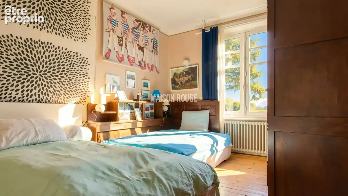 Maison familiale à vendre à Ploëzal , 4 chambres, grenier aménageable et terrain de 1 550 m² - photo 7