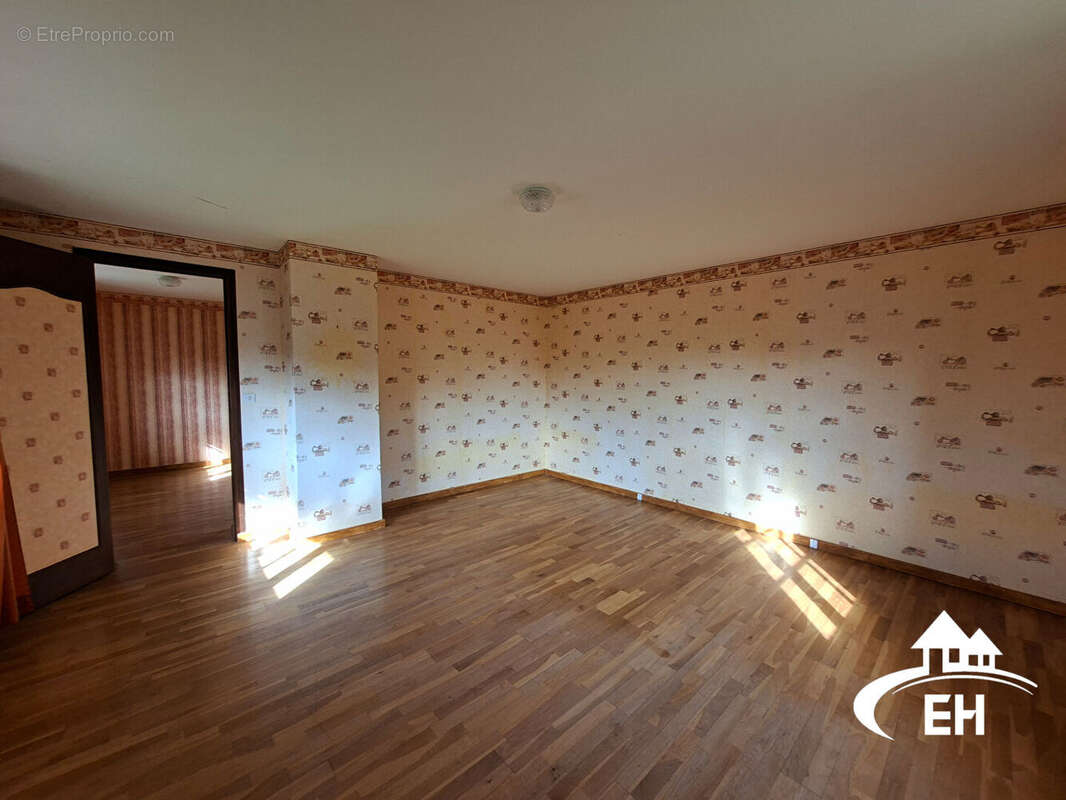 Maison à L&#039;AIGLE