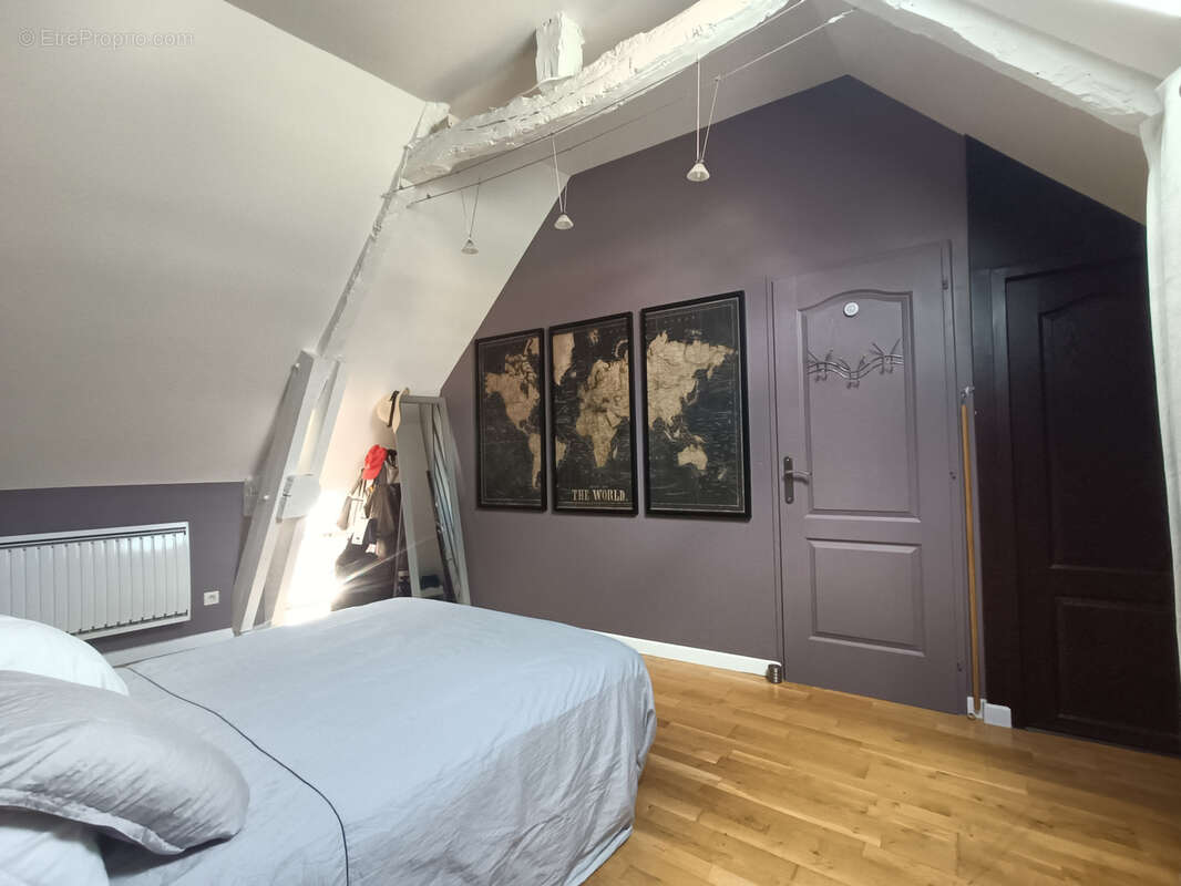 Maison à SAINT-ERBLON