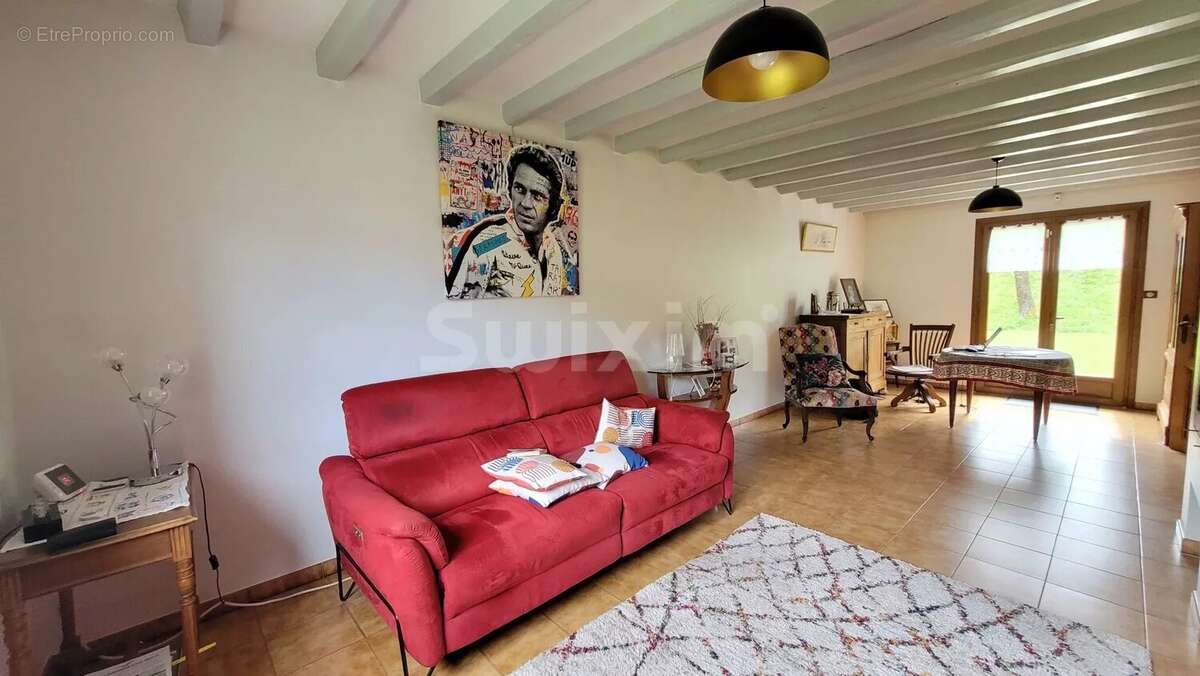 Maison à LONS-LE-SAUNIER