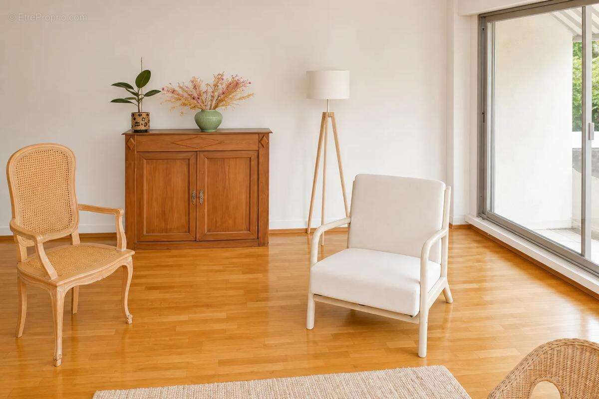 Appartement dans quartier résidentiel, La Celle-Saint-Cloud - photo 4