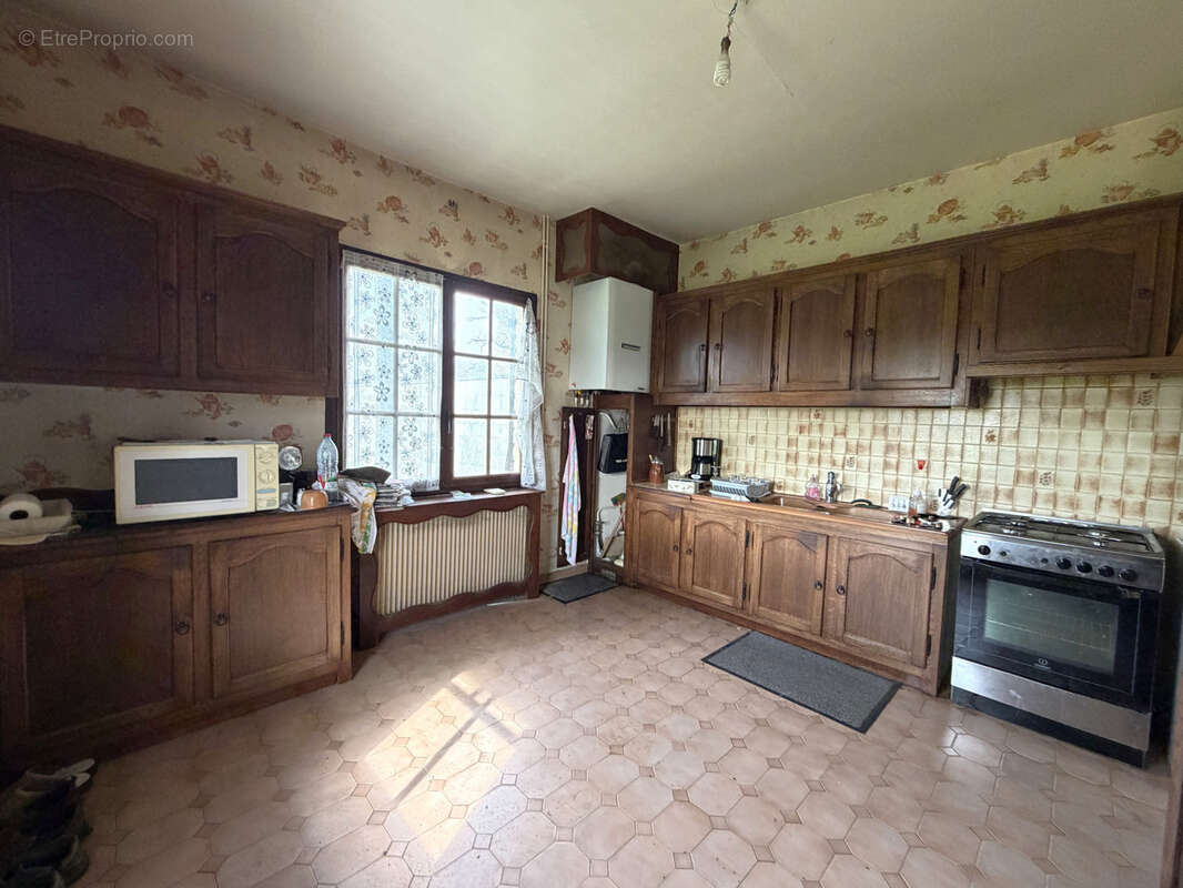 Maison à HOUDAN