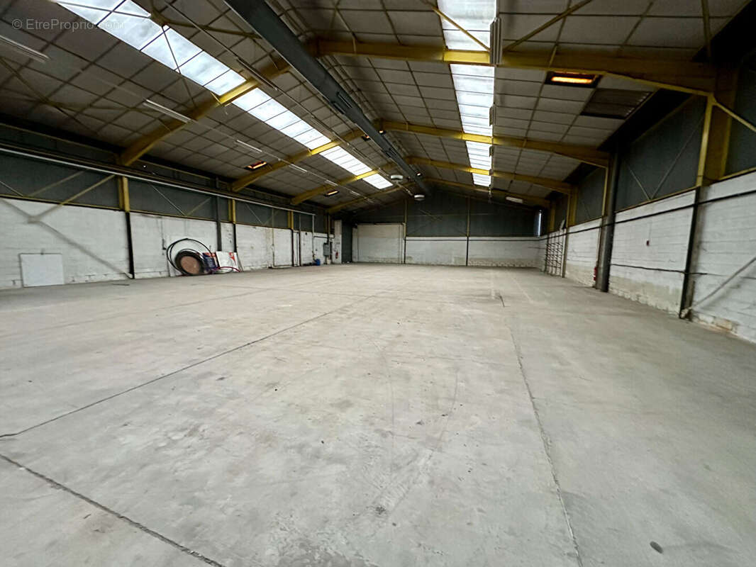 Commerce à SAINT-QUENTIN