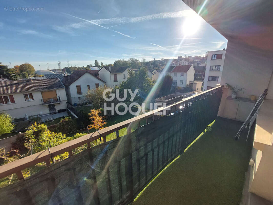 Appartement à ROSNY-SOUS-BOIS