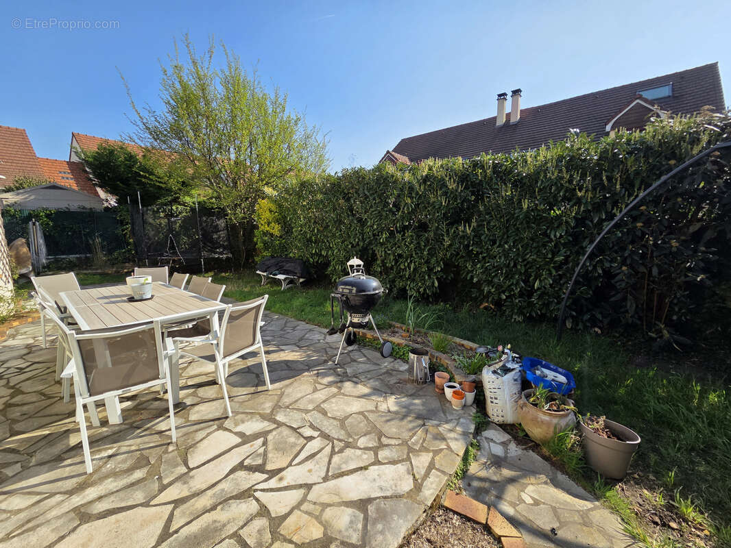 Maison à SAVIGNY-SUR-ORGE