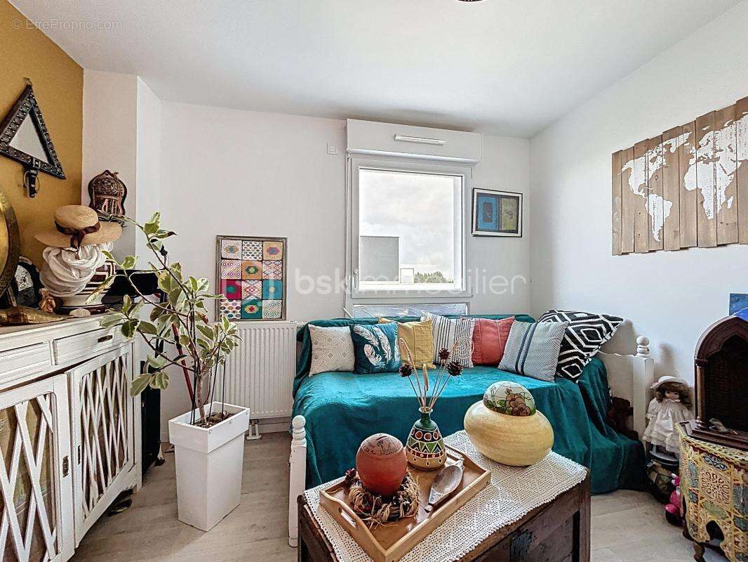 Appartement à MONDEVILLE