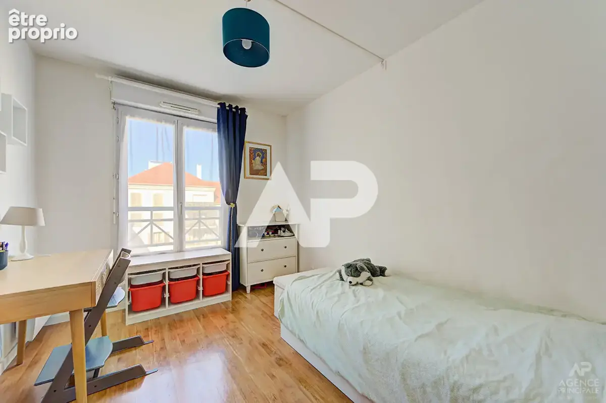 Appartement Rueil Malmaison 5 pièce(s) 98.36 m2 - photo 5