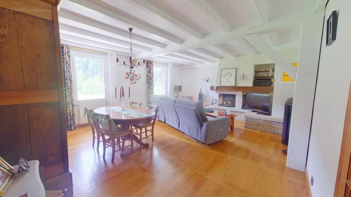 Ensemble immobilier avec magnifique vue dégagée - photo 6