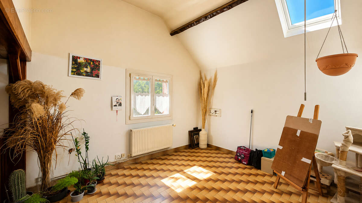Maison à PIERRES