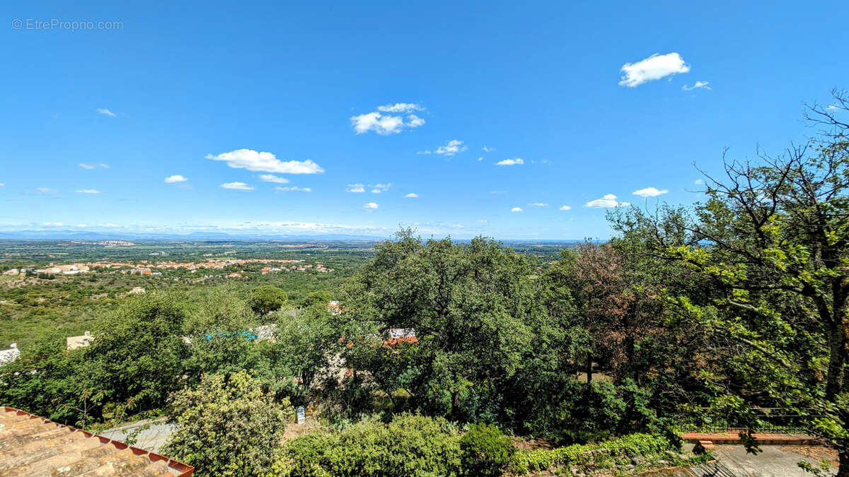 Maison à LAROQUE-DES-ALBERES