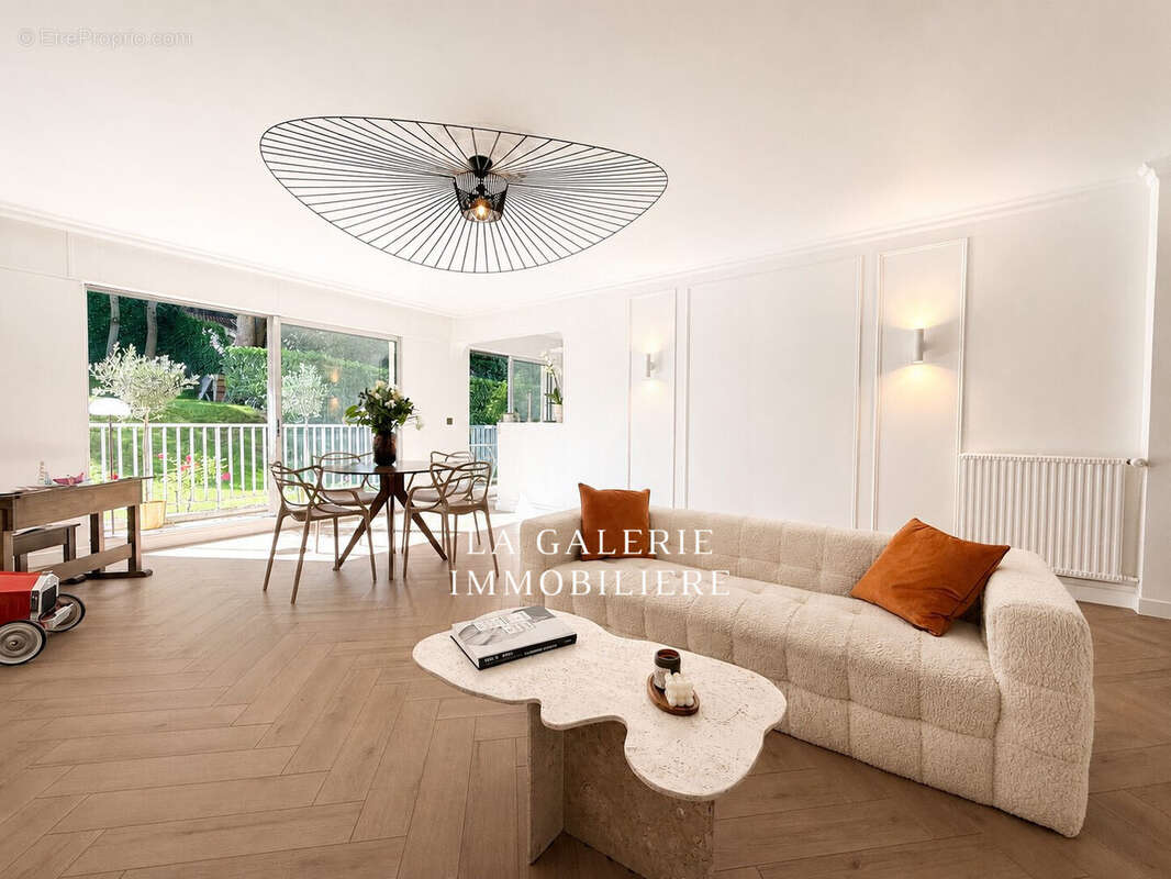 Appartement à NANTERRE