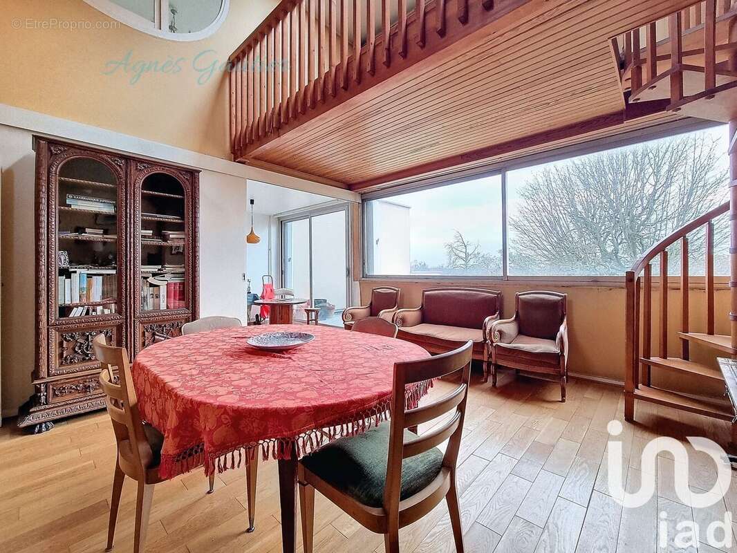 Photo 2 - Appartement à SUCY-EN-BRIE