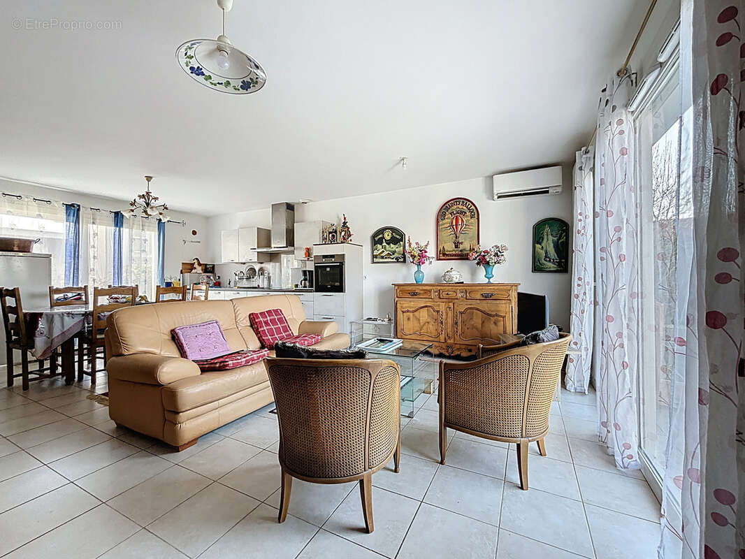 Maison à RUMILLY