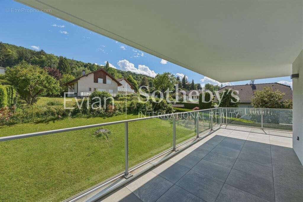 Appartement à EVIAN-LES-BAINS