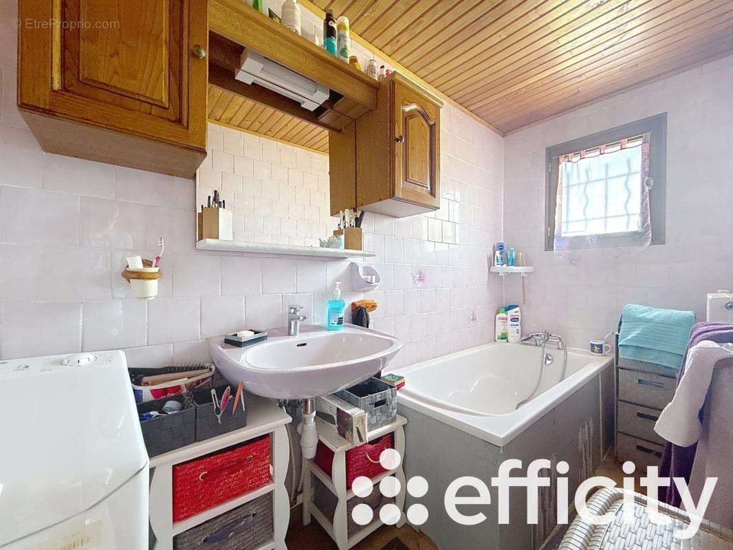 Maison à SAINT-PRIEST