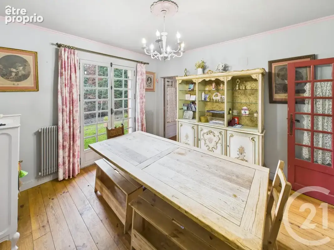 Maison 7 pièces 226 m² à vendre à Jouars-Pontchartrain (78760) - photo 4