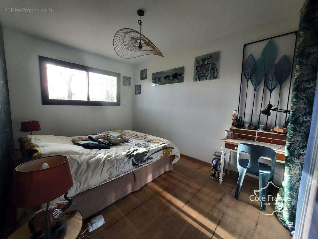 Maison à LANDIRAS