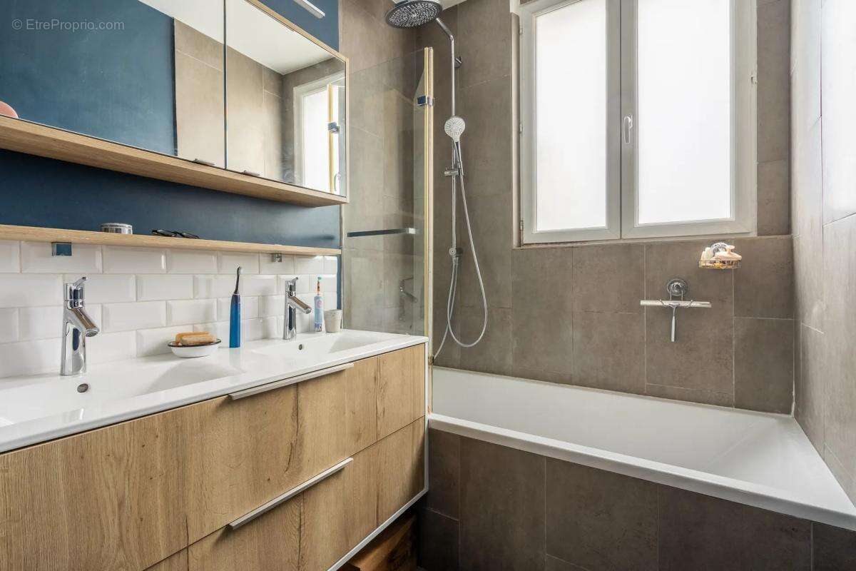 Appartement 3P 64m2 à Paris avec Vue Sacré-Cœur - photo 9