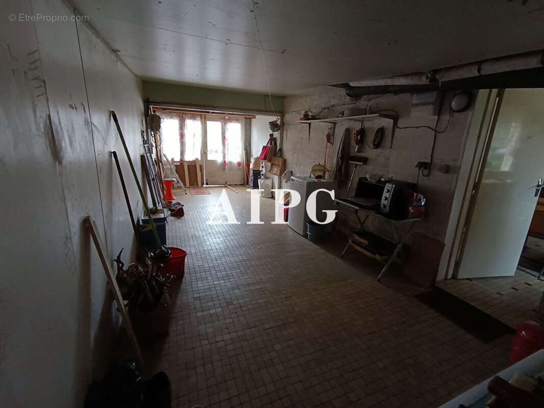 Maison à PLOUGUERNEVEL