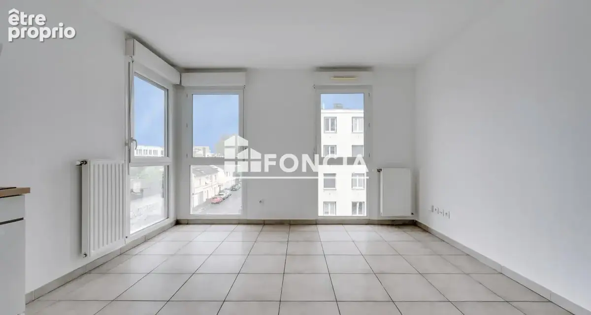 T2 lumineux avec garage à Lyon 8ème - photo 3