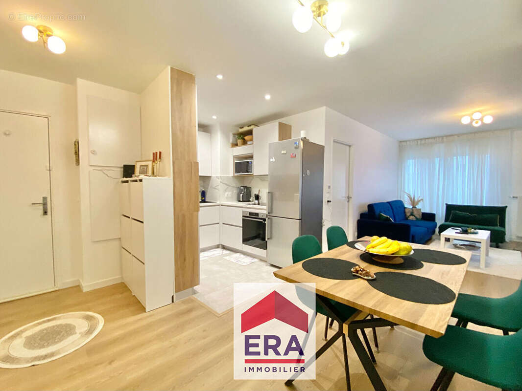 Appartement à SARTROUVILLE