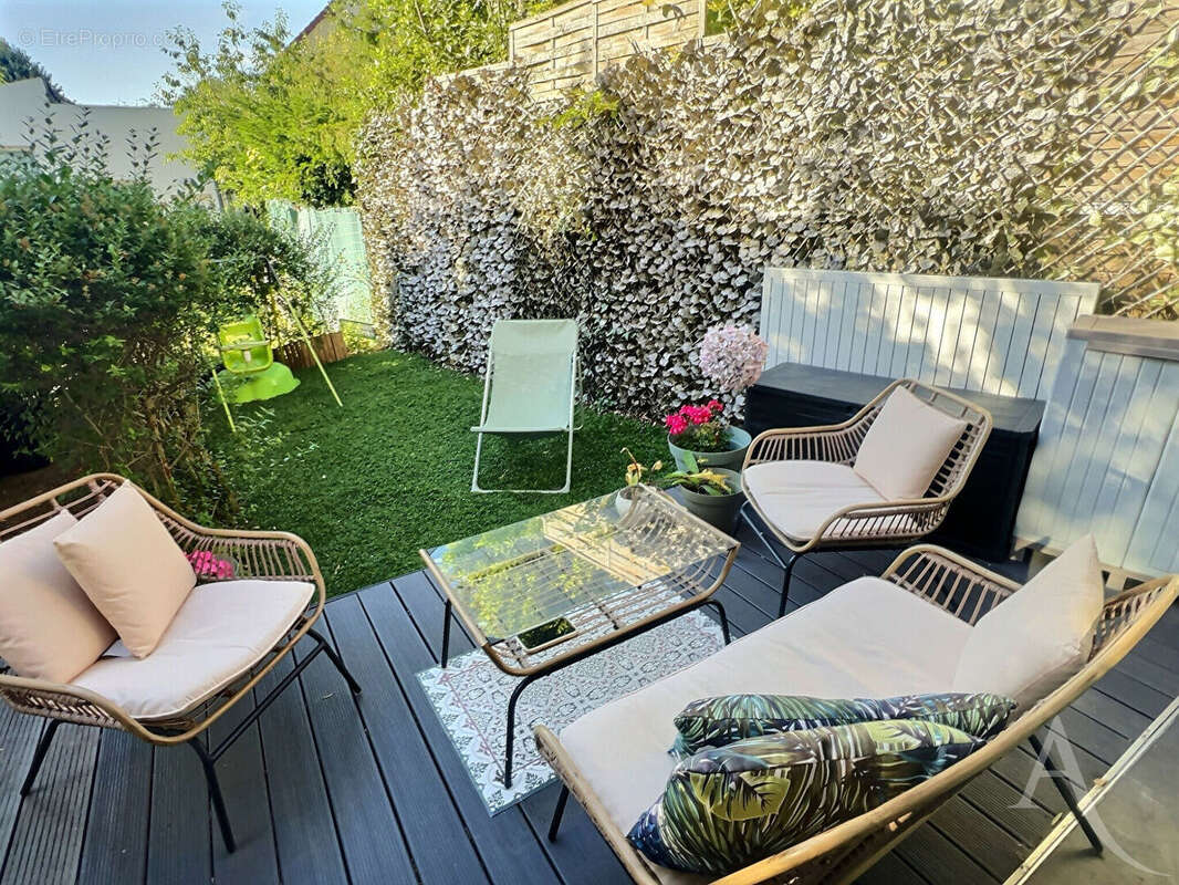 Appartement à THIAIS
