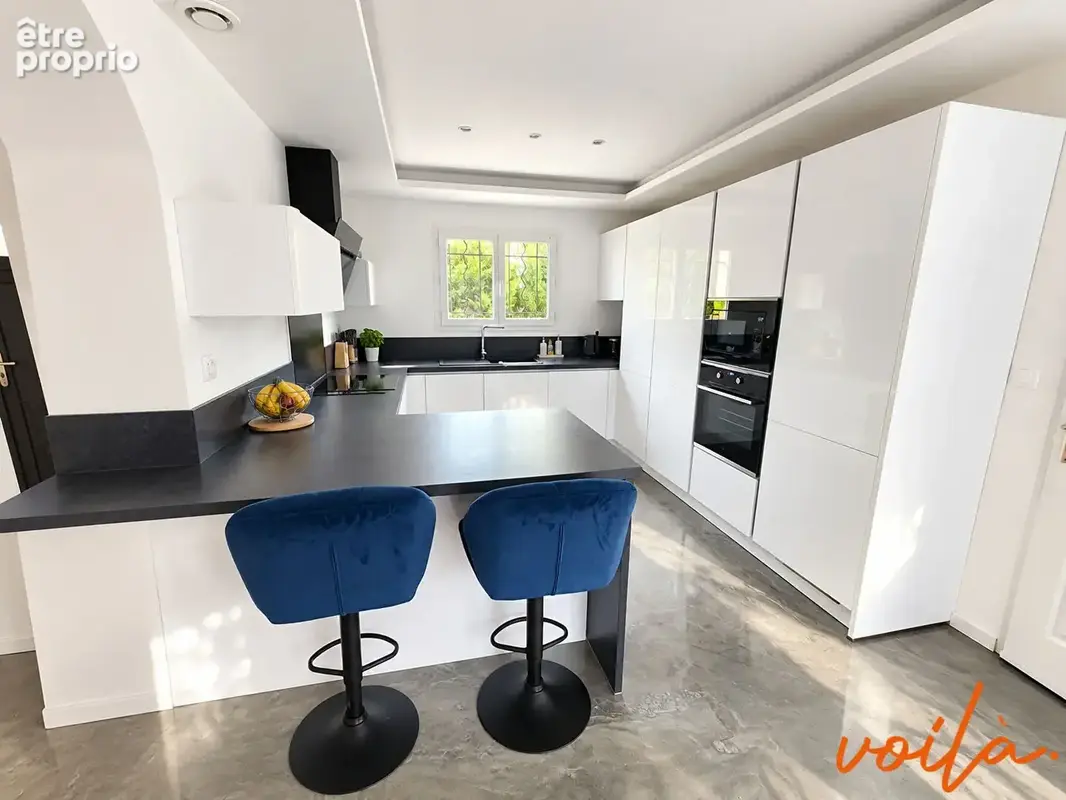 Ref : moderne7 - villa moderne de type 5 avec jardin et piscine - photo 7