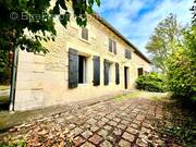 Maison à MONTPEYROUX